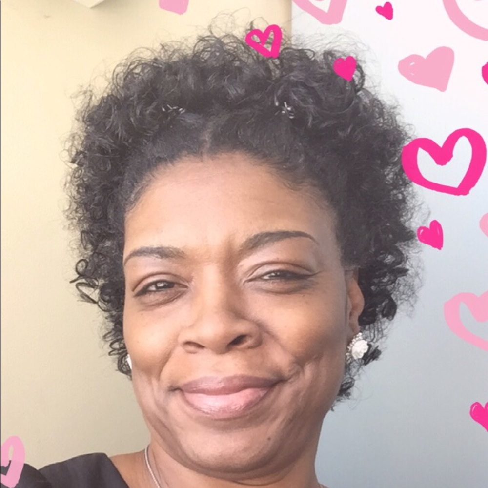 Meet your Posher, Robyn